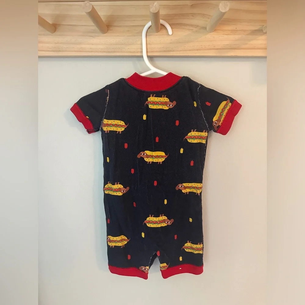 Hanna Andersson Hot Dog Shorts/Short Sleeve 100% Cotton Zip-up